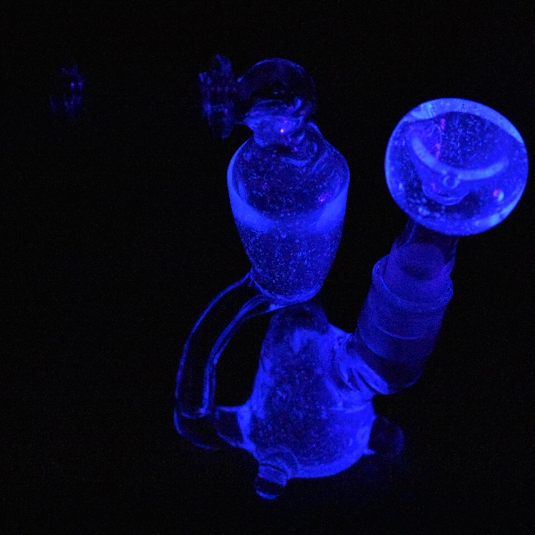 recycler uv réactif bleu