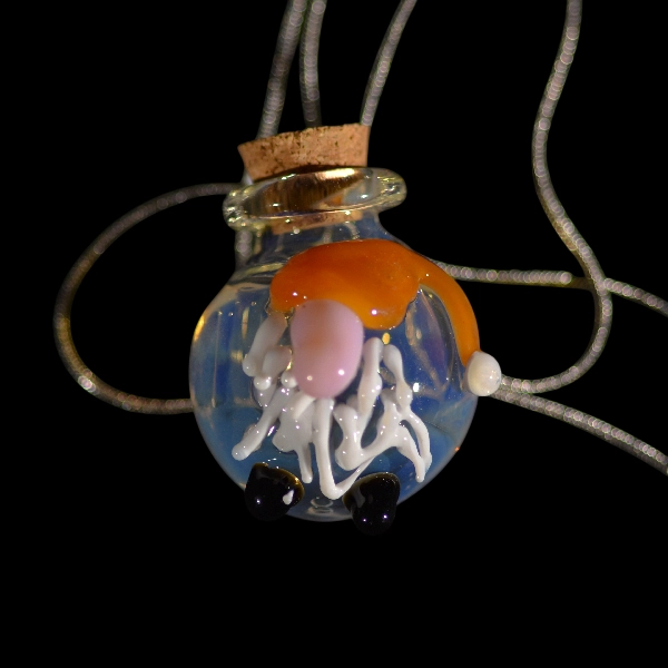pendentif en verre fiole gnome
